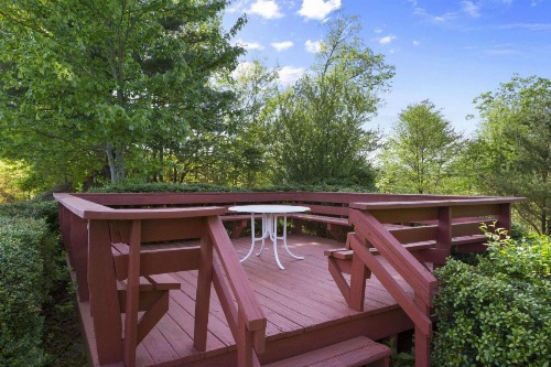 Ramada by Wyndham Asheville Southeast image 14